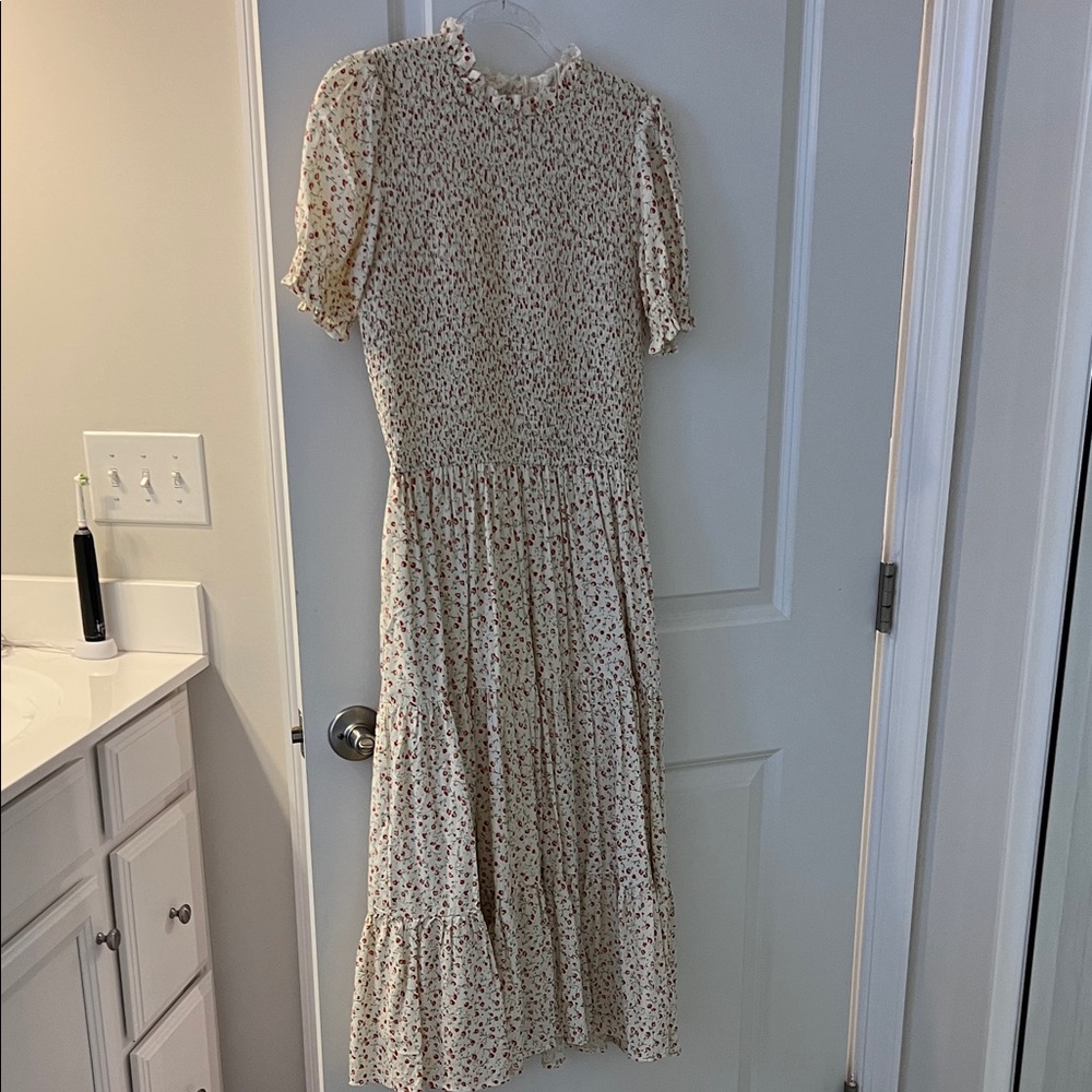 Ivy City Co Cream Floral Long Sleeve Dress